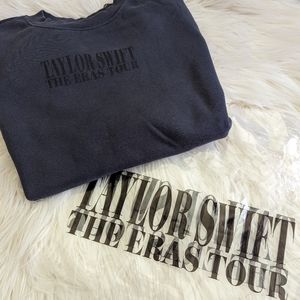 Licensed Taylor Swift Eras Tour Exclusive Blue Crewneck sz.MED nwt! LIMITED ED.